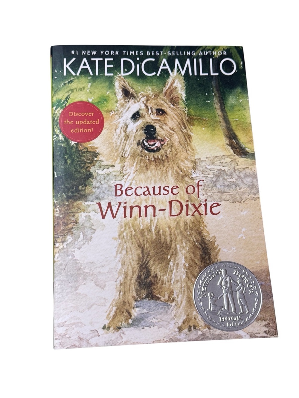 Because of Winn-Dixie - paperback, Kate DiCamillo like new